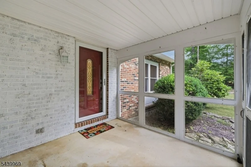 Photo of 223 Beacon Hill Rd