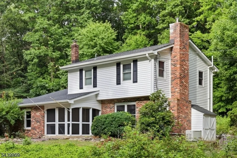 Photo of 223 Beacon Hill Rd