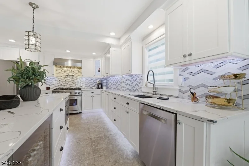 Photo of 307 N Farview Ave