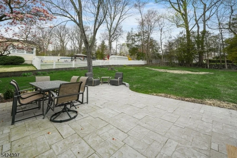 Photo of 21 Joseph Pl