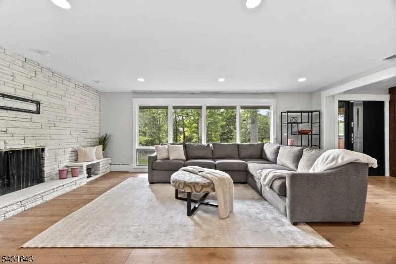 Photo of 5 Oak Lane