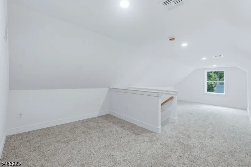 Photo of 37 Maple Ave