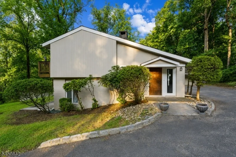 Photo of 14 Stoney Hill Rd