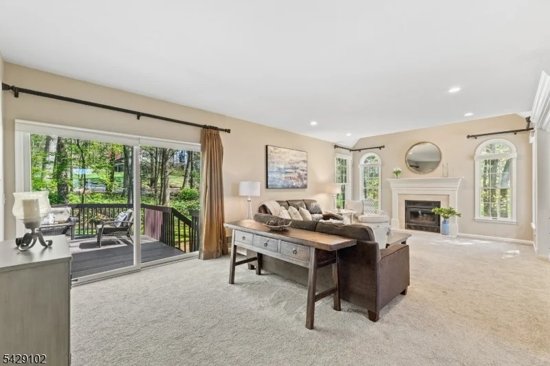 Photo of 16 Yorkshire Dr