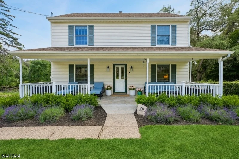 Photo of 26 Longview Ave