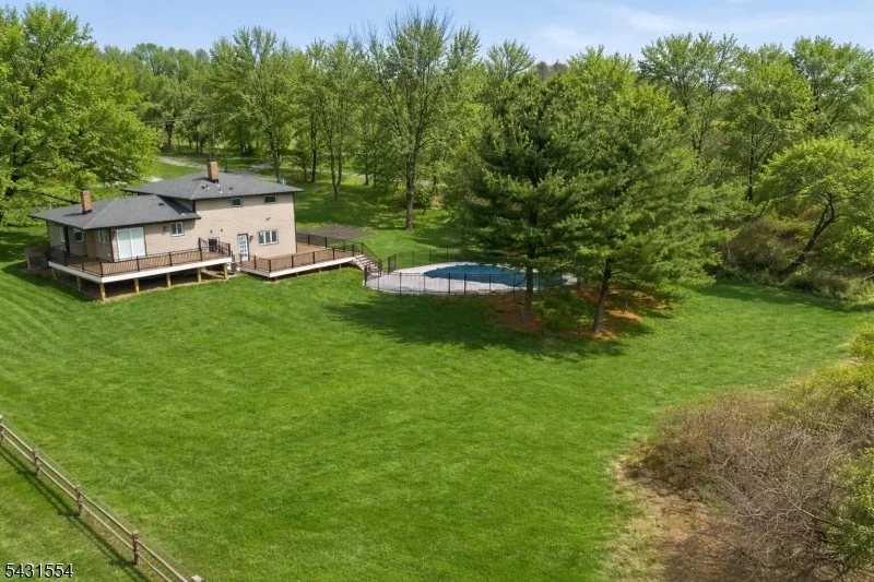 Photo of 16 SCHAAF ROAD