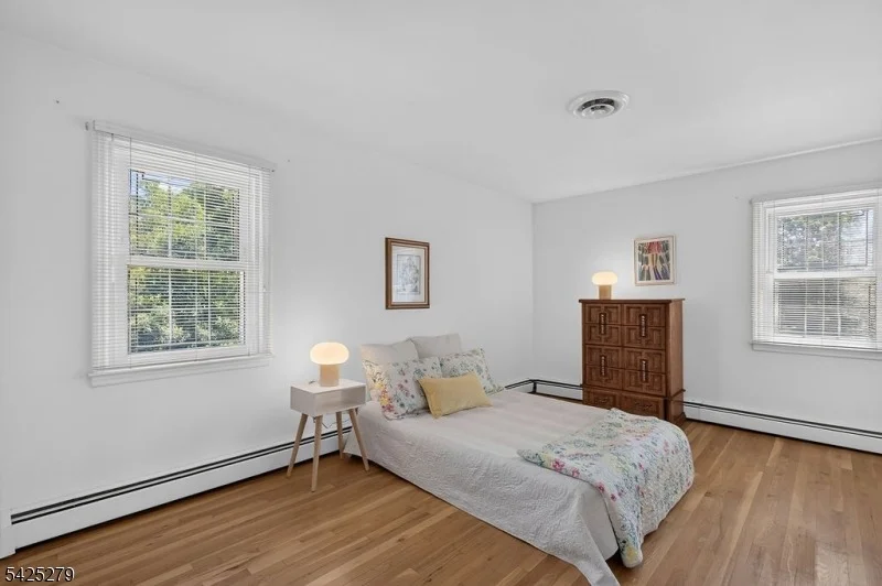 Photo of 10 Rockledge Ter