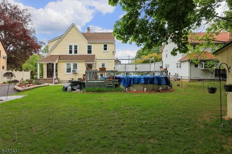 Photo of 1115 Central Ave