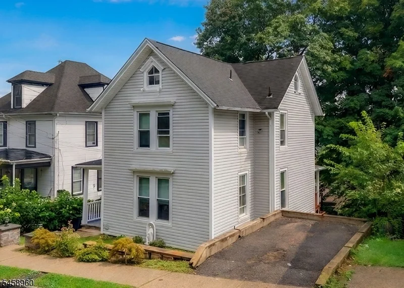 Photo of 70 Prospect St