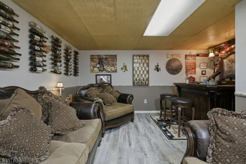 Photo of 58 Oriole Dr