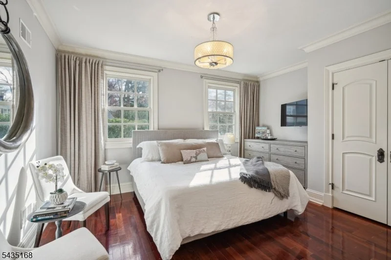 Photo of 63 Addison Dr