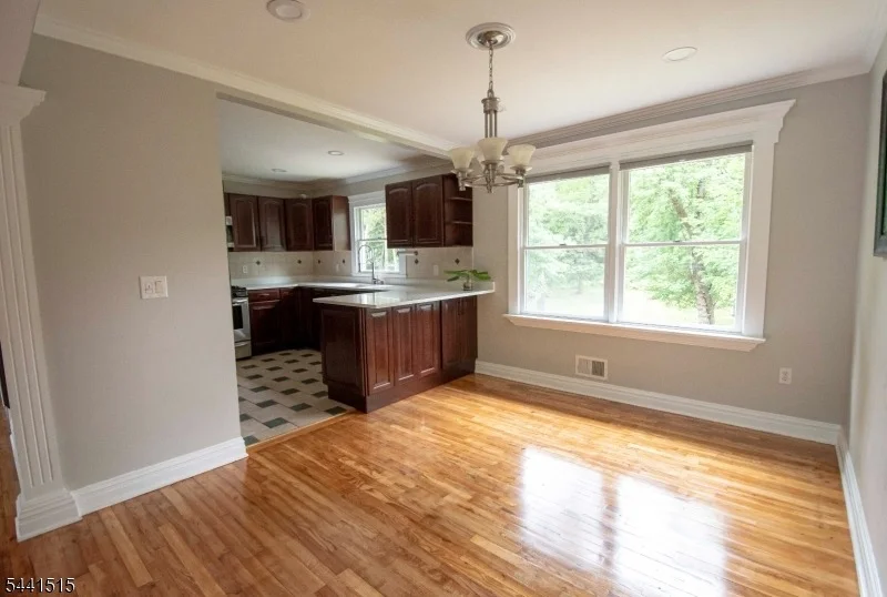 Photo of 46 Heather Dr