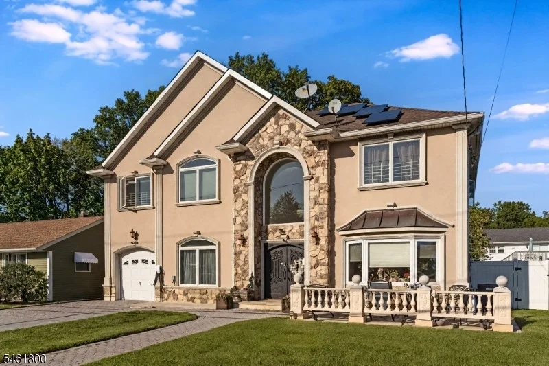 Photo of 4 Conklin Dr
