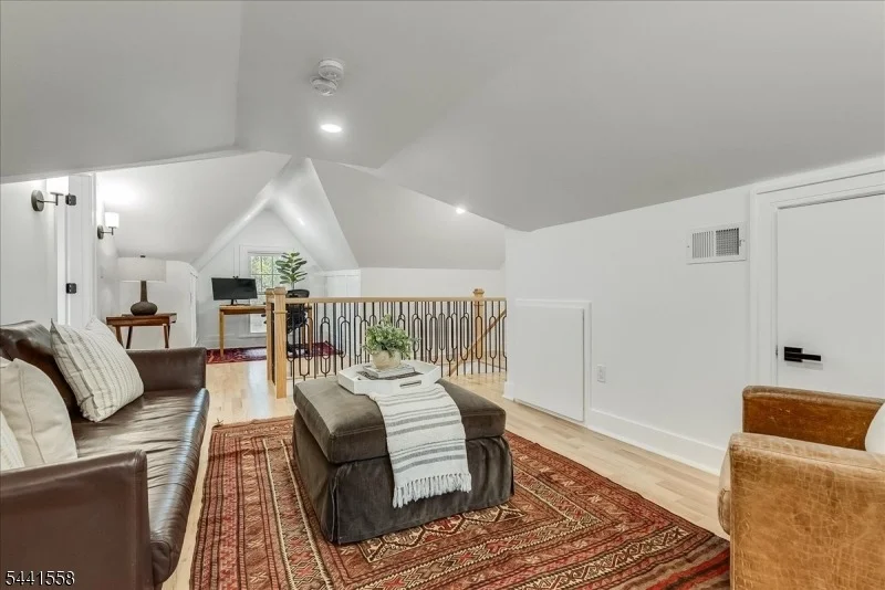 Photo of 27 Montclair Ave