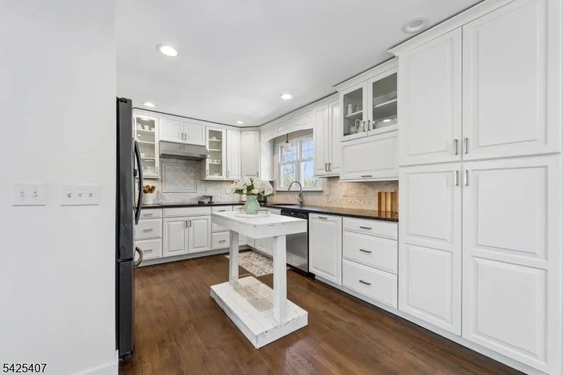 Photo of 108 Beacon Hill Rd