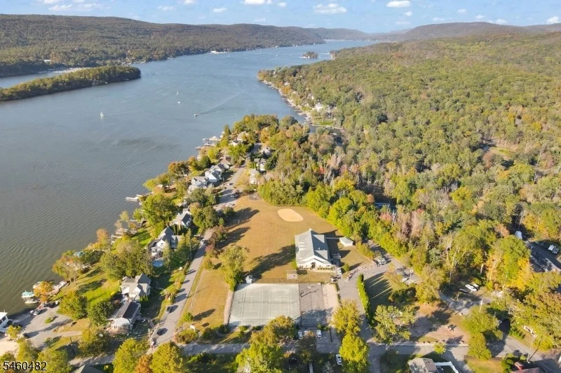 Photo of 212 Long Pond Rd