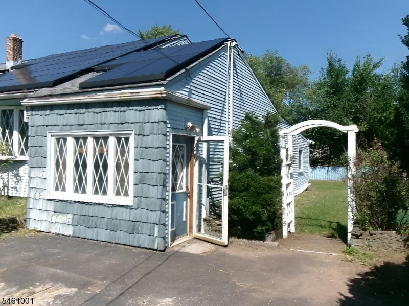 Photo of 13 Carmello Dr
