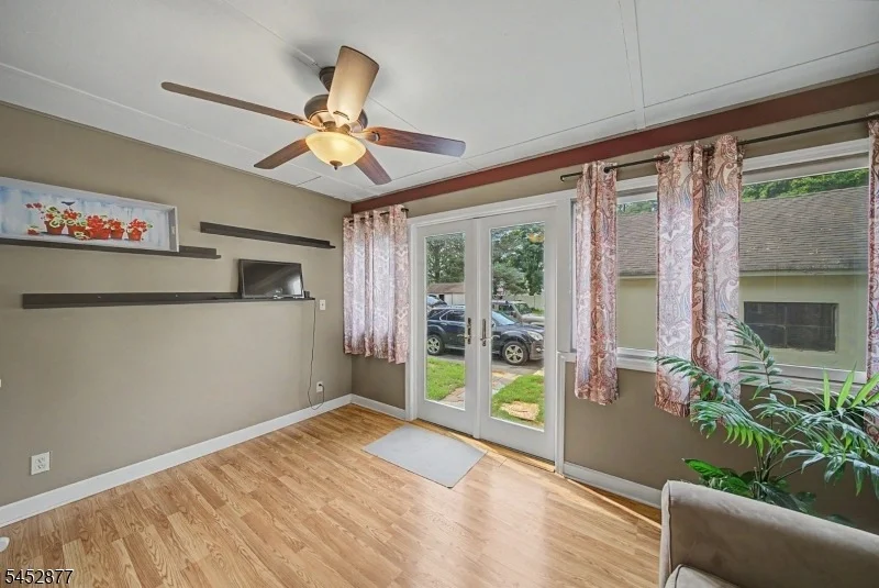 Photo of 409 RIDGE ROAD