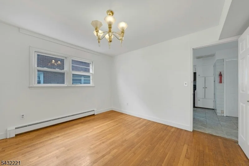 Photo of 183 Devon St