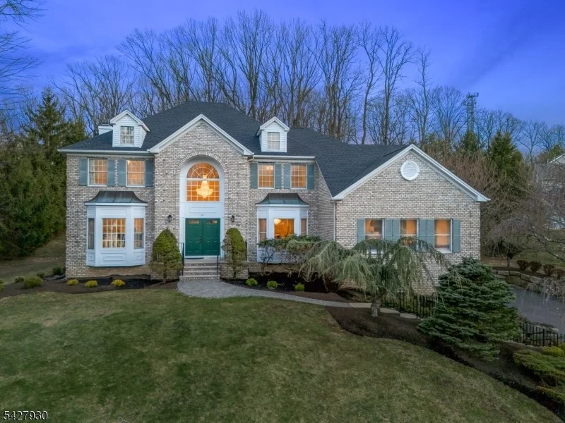 Photo of 34 Arnold Dr