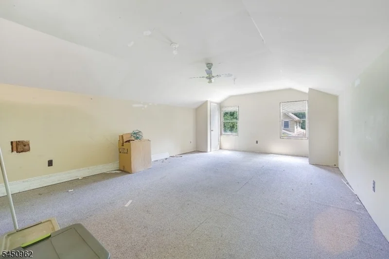 Photo of 39 Clinton Rd