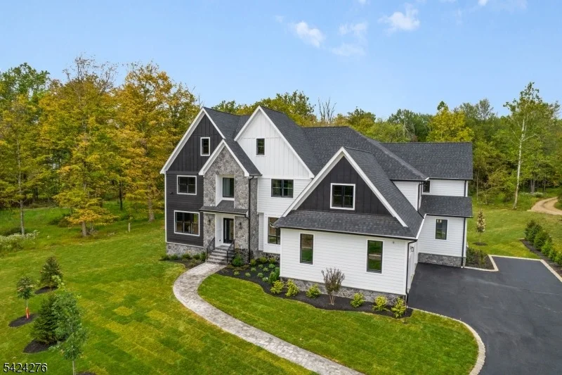 Photo of 3 Brookside Dr