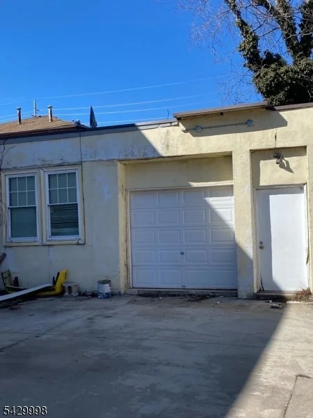 Photo of 39 Heckel St