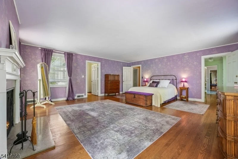 Photo of 343 Forest Rd