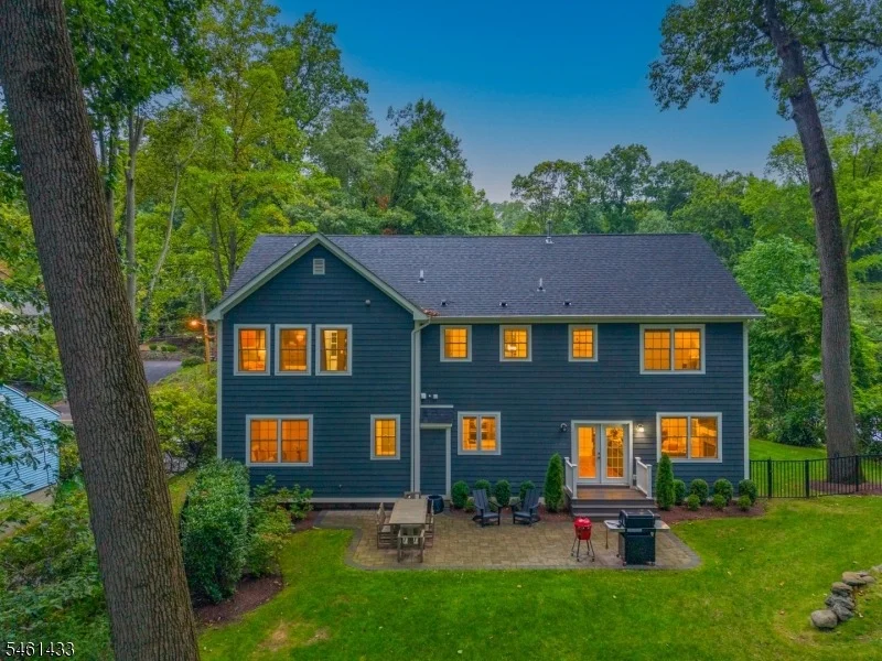 Photo of 1445 Deer Path