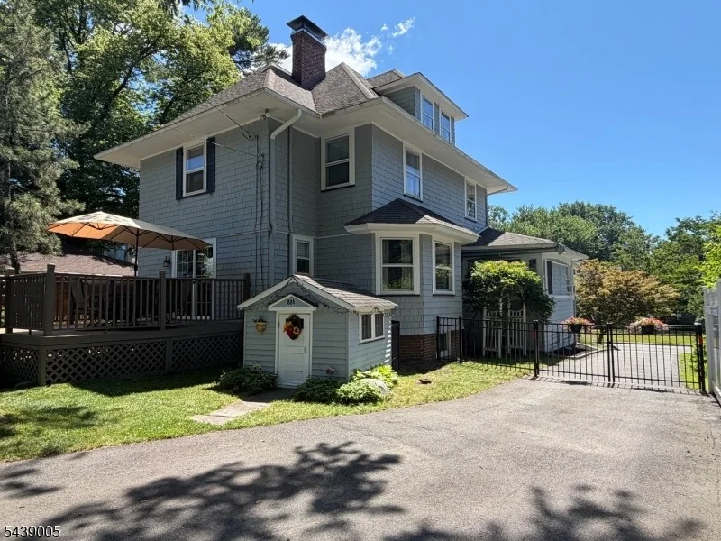 Photo of 88 Edgemont Rd