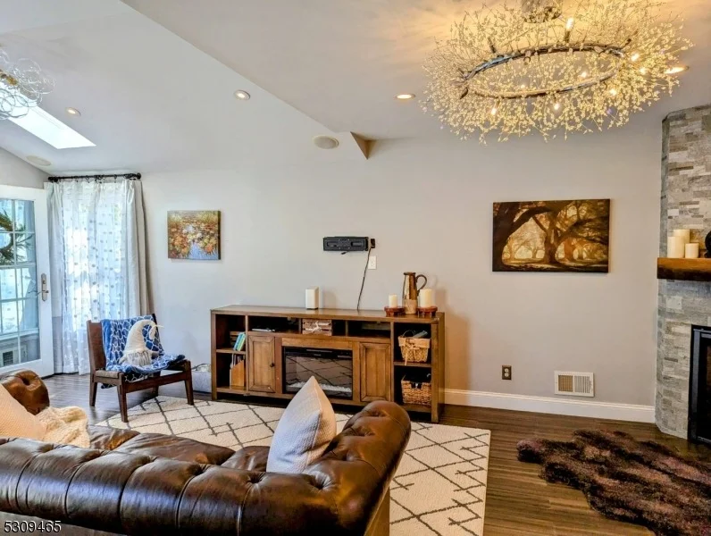 Photo of 308 Edgar Ave