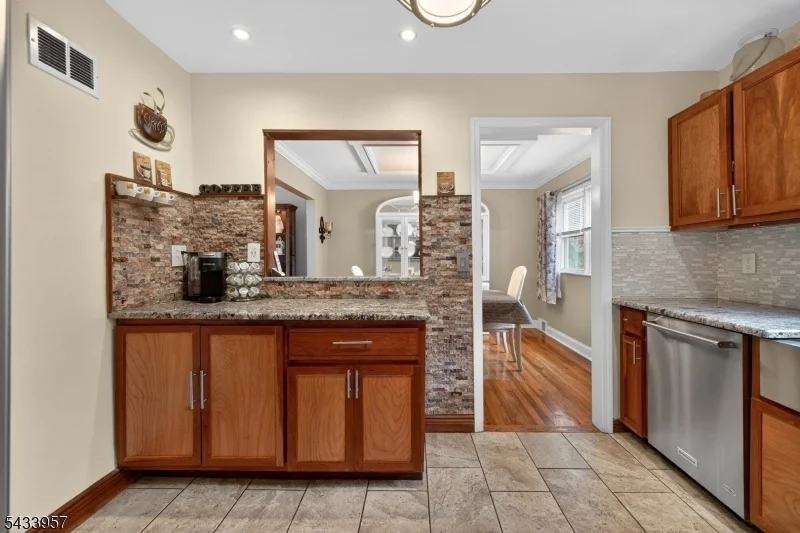 Photo of 7 Spier Dr