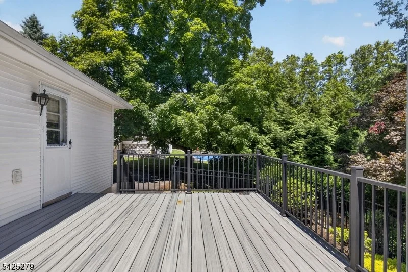 Photo of 10 Rockledge Ter