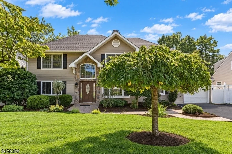 Photo of 64 Spring Valley Rd
