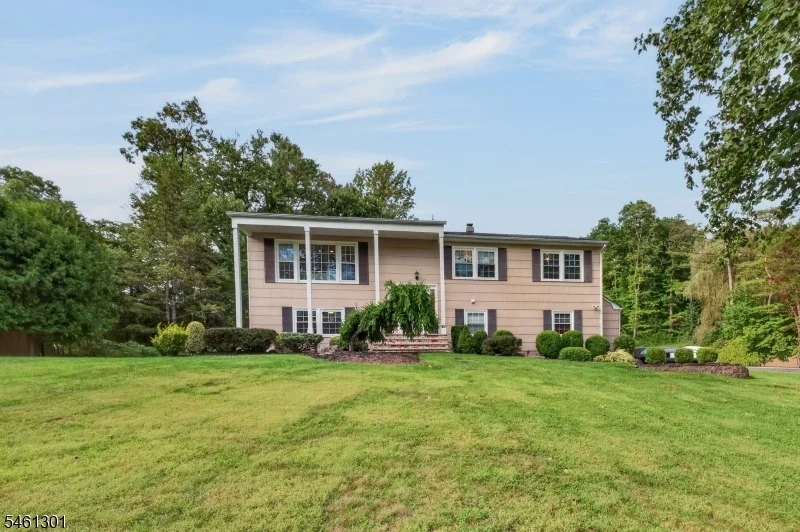 Photo of 3 Debby Ln