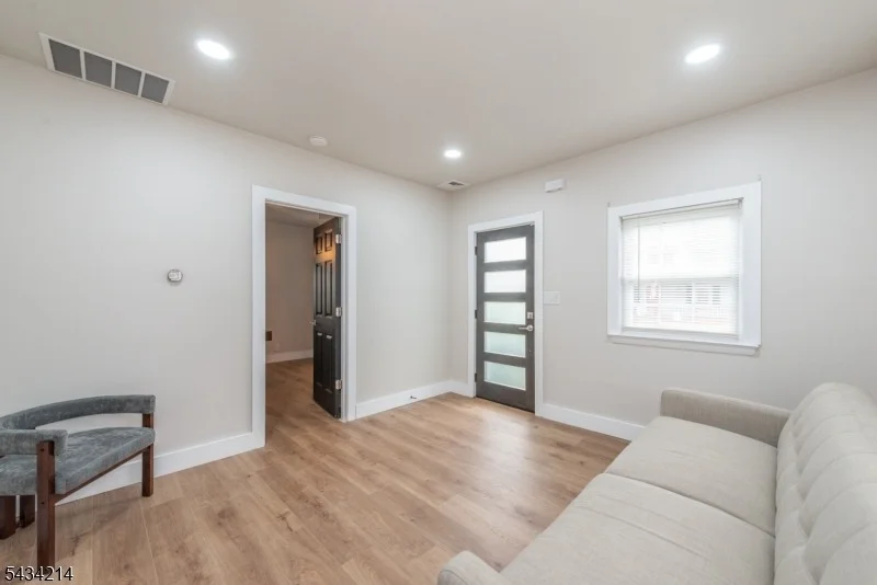 Photo of 345 Rutherford Ave
