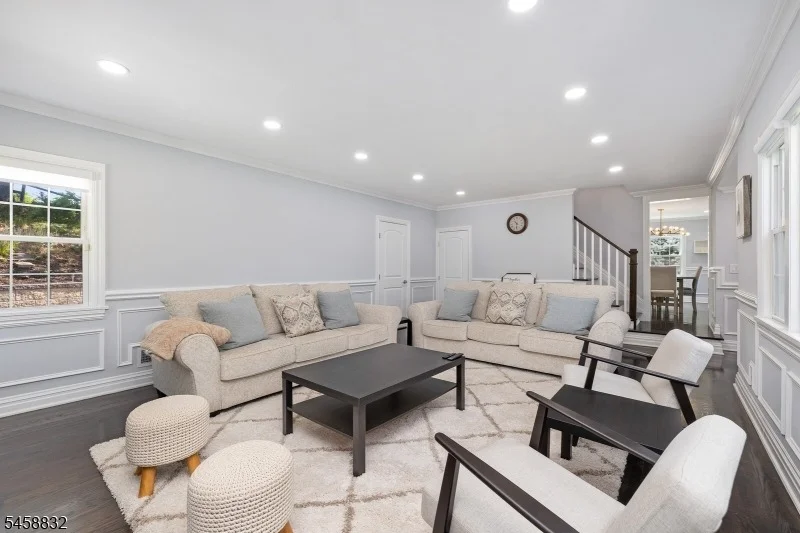 Photo of 330 Springfield Ave