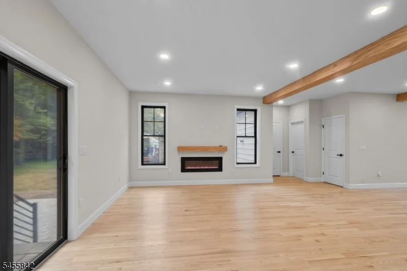 Photo of 41 Lefke Ln