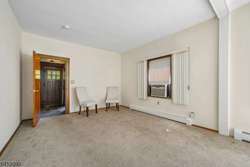 Photo of 327 Saint Cloud Ave