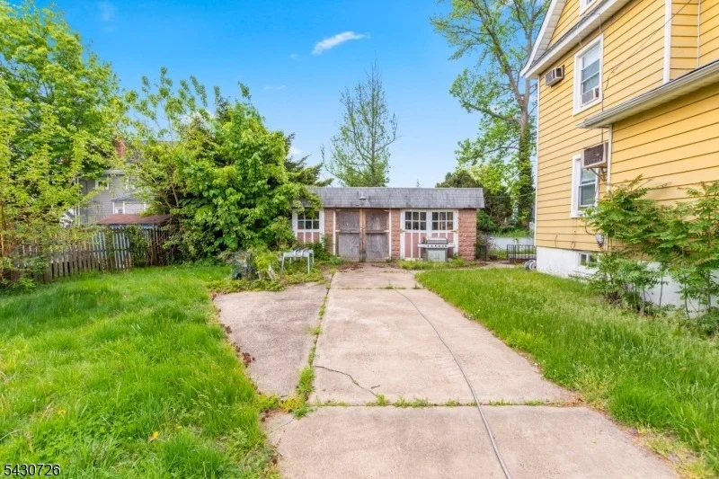 Photo of 230 Aldene Rd