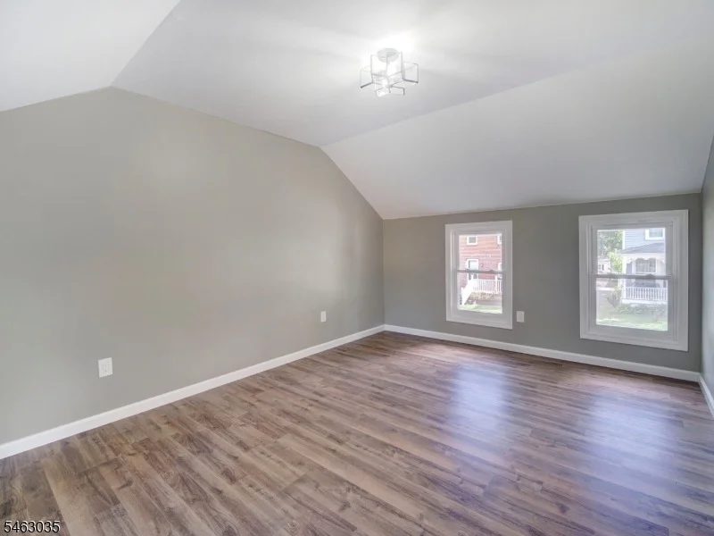 Photo of 17 Lock St