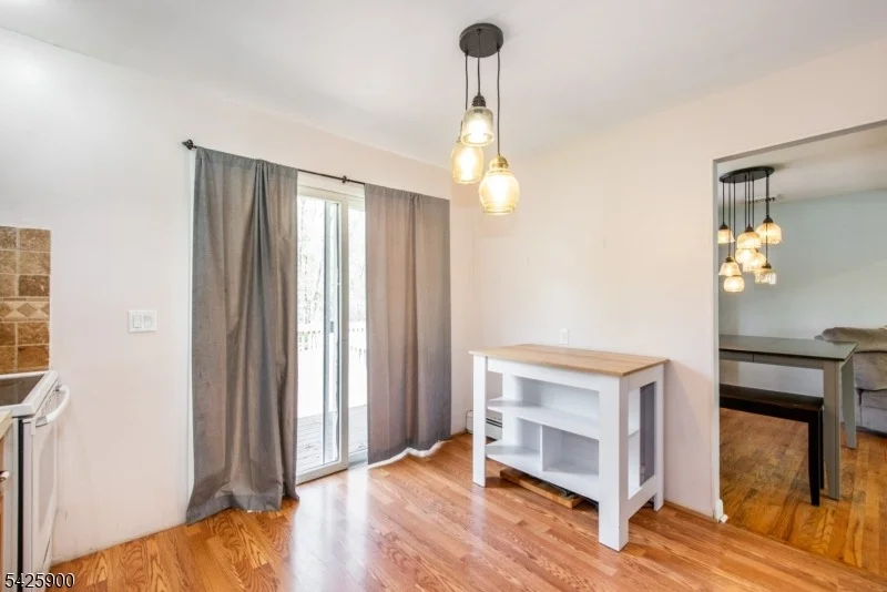 Photo of 17 Cole Rd