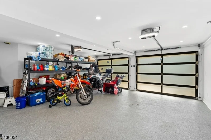 Photo of 9 Hilltop Rd
