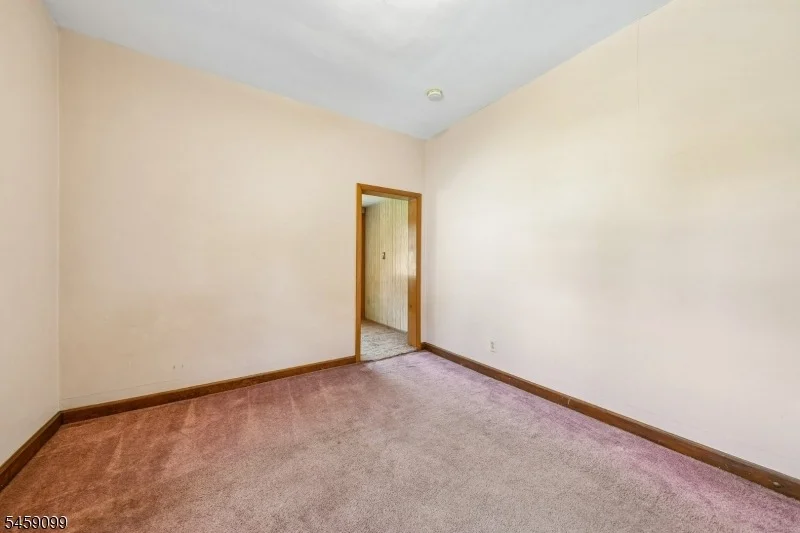 Photo of 327 Saint Cloud Ave
