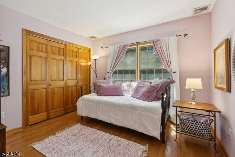 Photo of 139 Long View Terrace