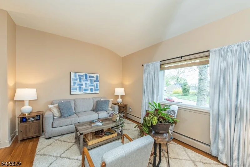 Photo of 12 Henry St