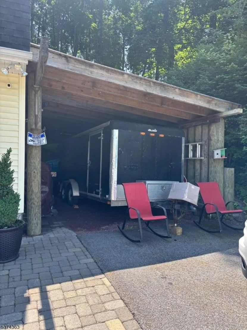 Photo of 108 Hillside Dr