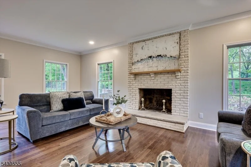Photo of 270 Mountain Rd