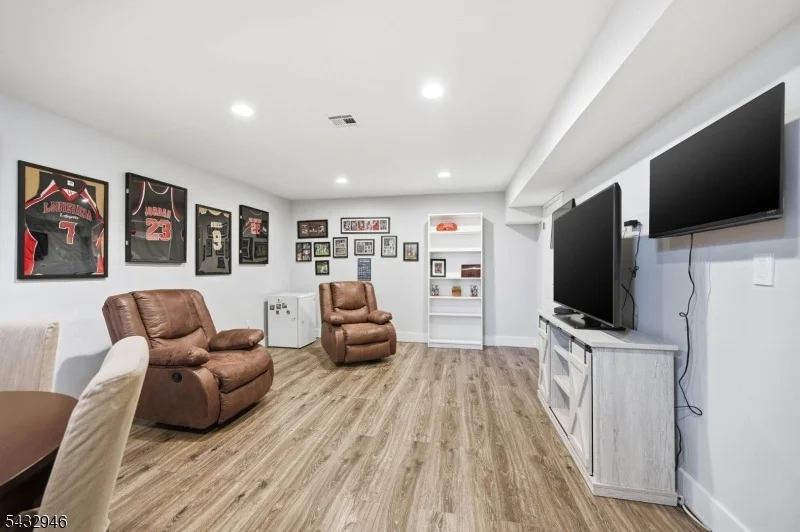 Photo of 3 Orient Way