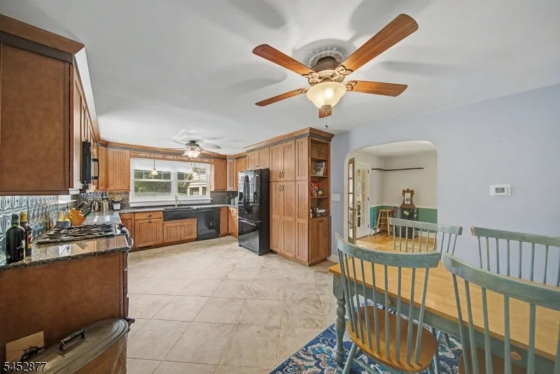 Photo of 409 RIDGE ROAD